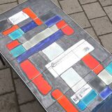 Ceramic coffee table by Juliette Belarti