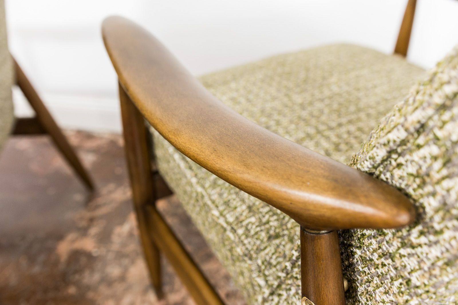 Pair of restored vintage GFM 87 armchairs by Juliusz Kedziorek, 1960s