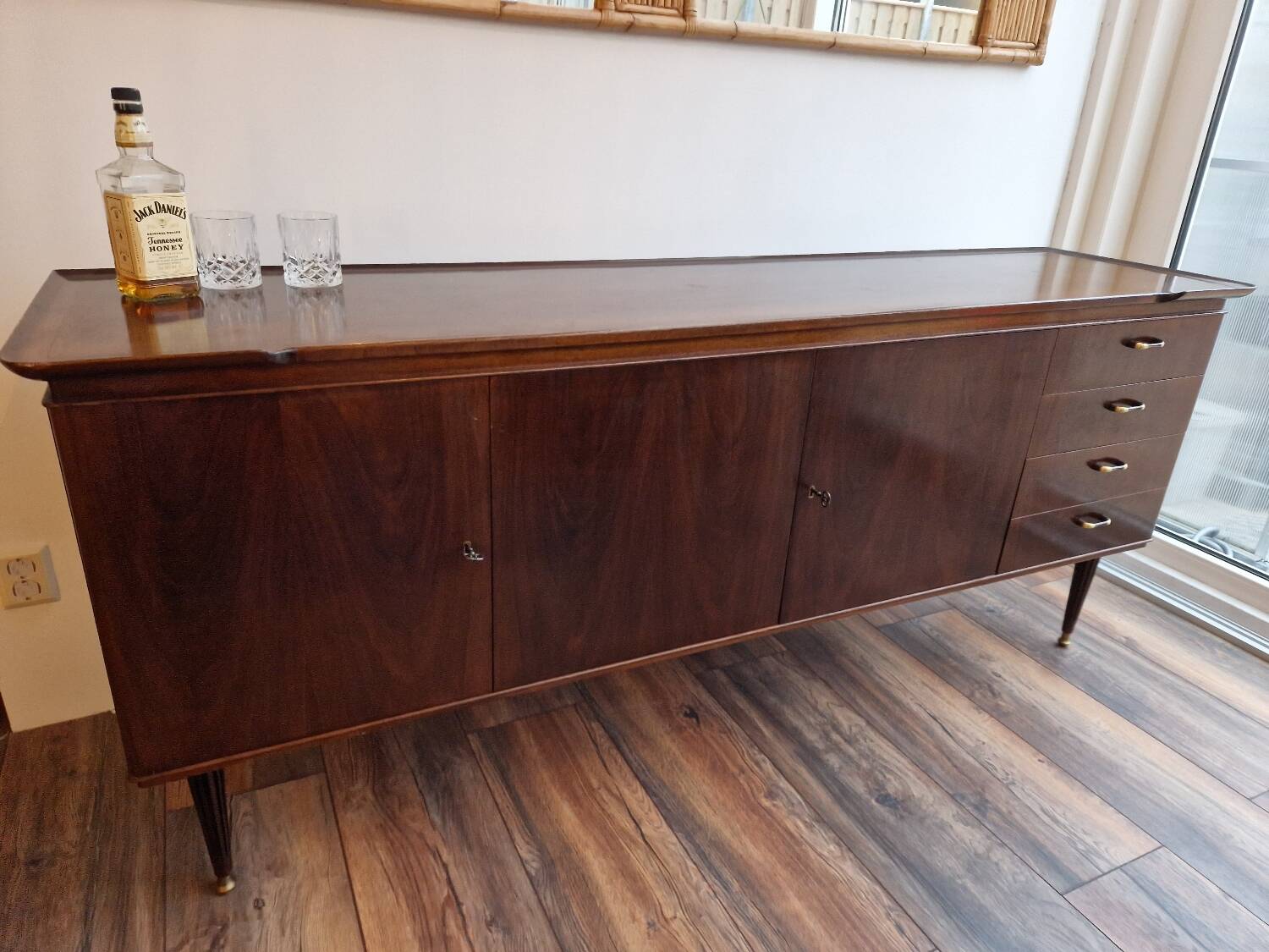 Buffet vintage en noyer