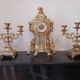 Garniture de cheminée