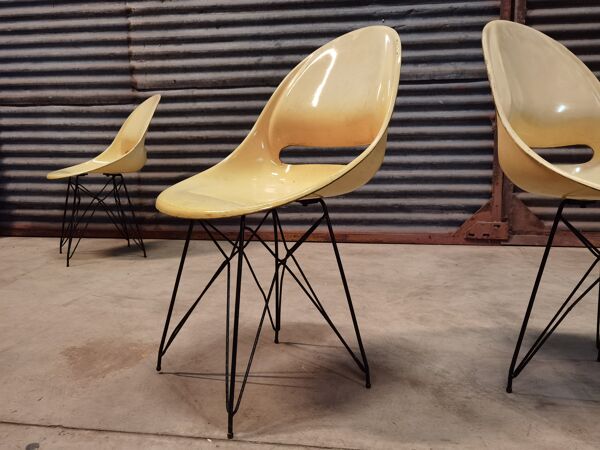 Lot de 4 chaises beige de Miroslav Navràtil par Vertex