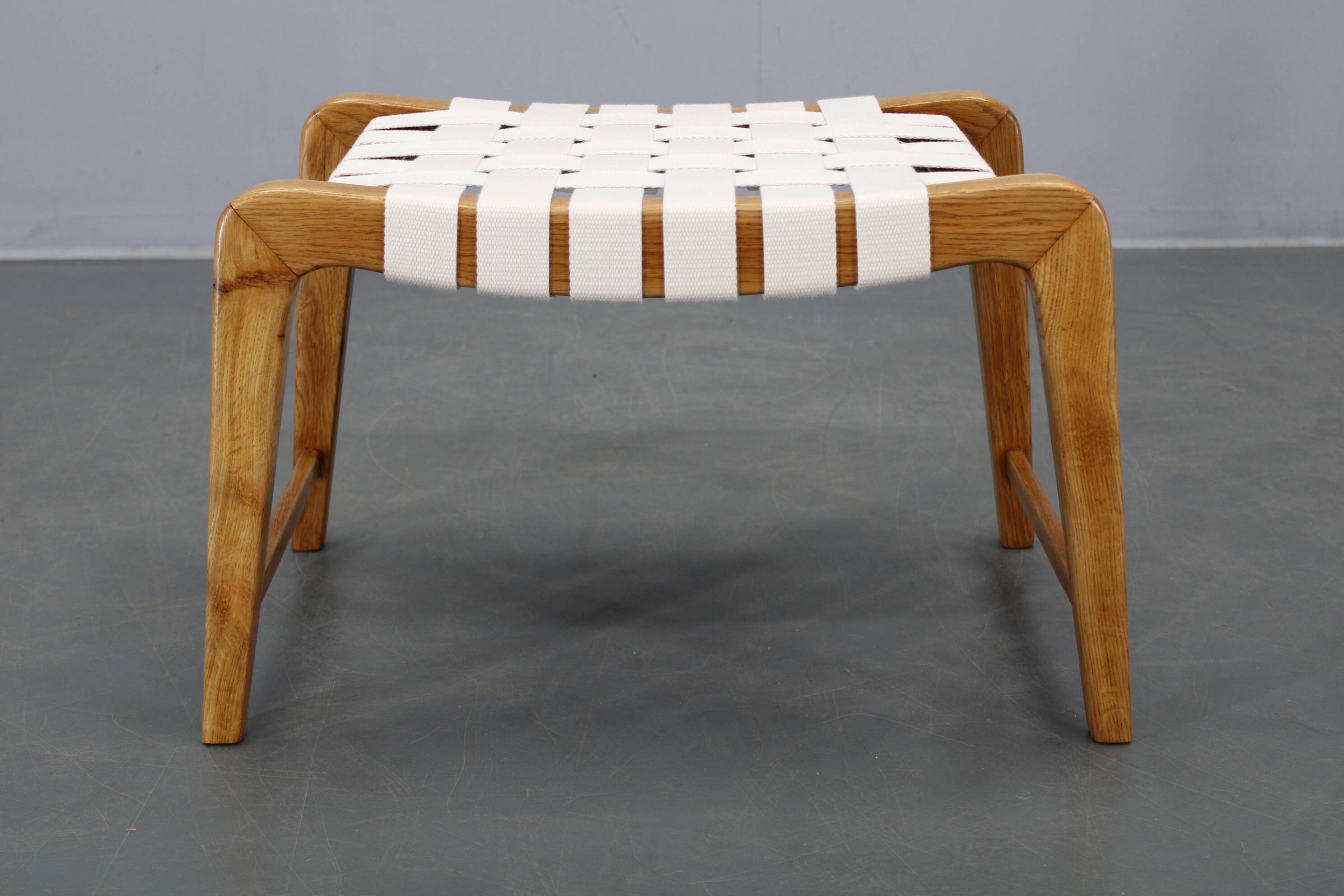 Jan Vaněk mid-century oak stool, Czechoslovakia, 1950s