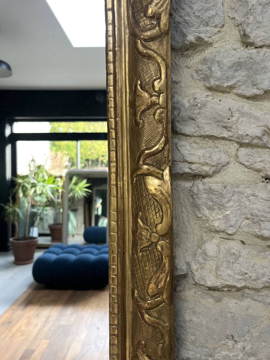 Antique mirror 89/60.5cm 19th century Regency style gilded with gold leaf, mercury glass.