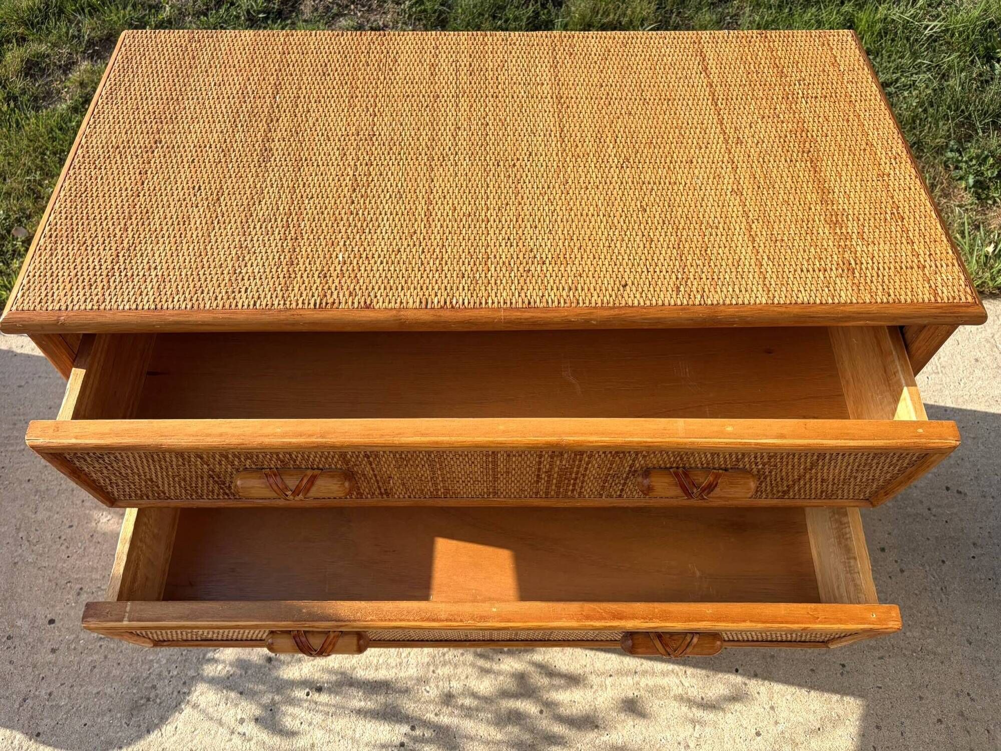 Large 4-drawer rattan chest of drawers from the 70s/80s.