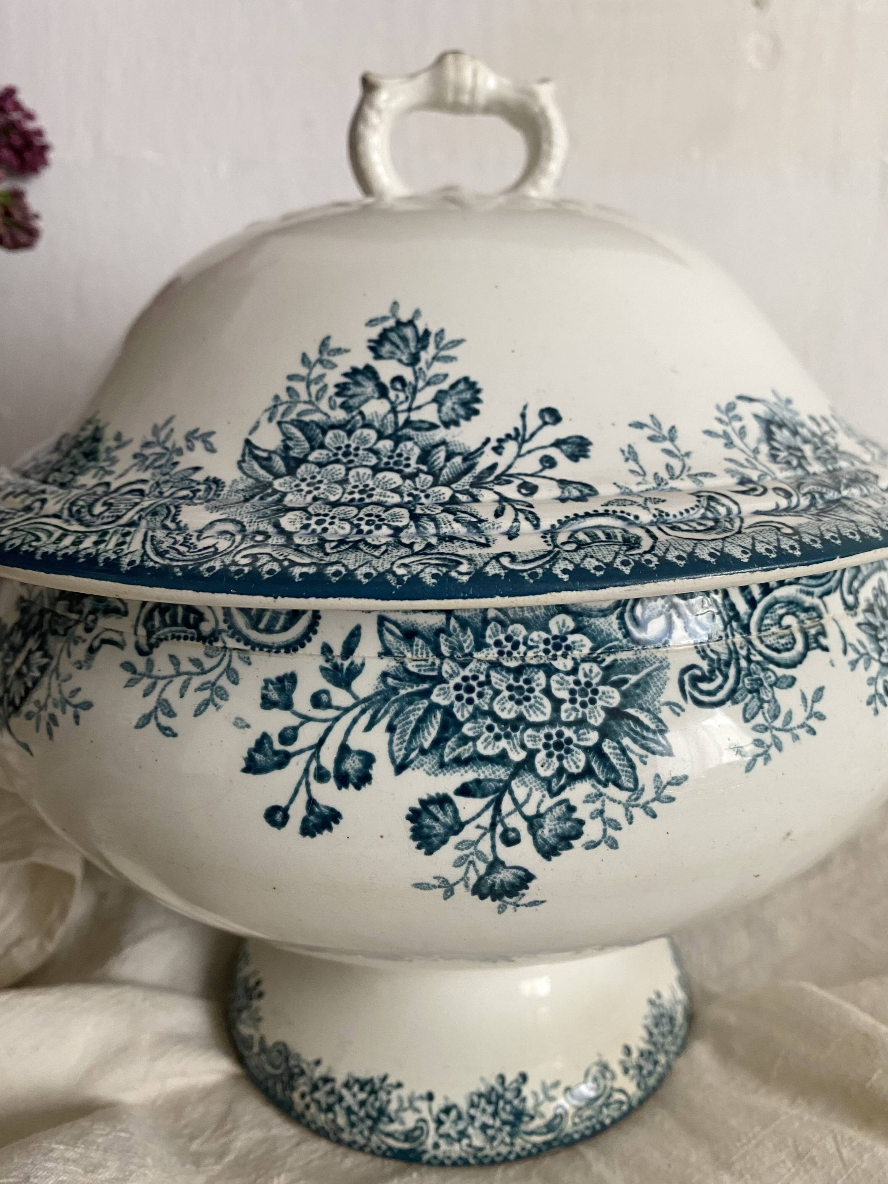 Ironware soup tureen "Printania" Ste Amandinoise