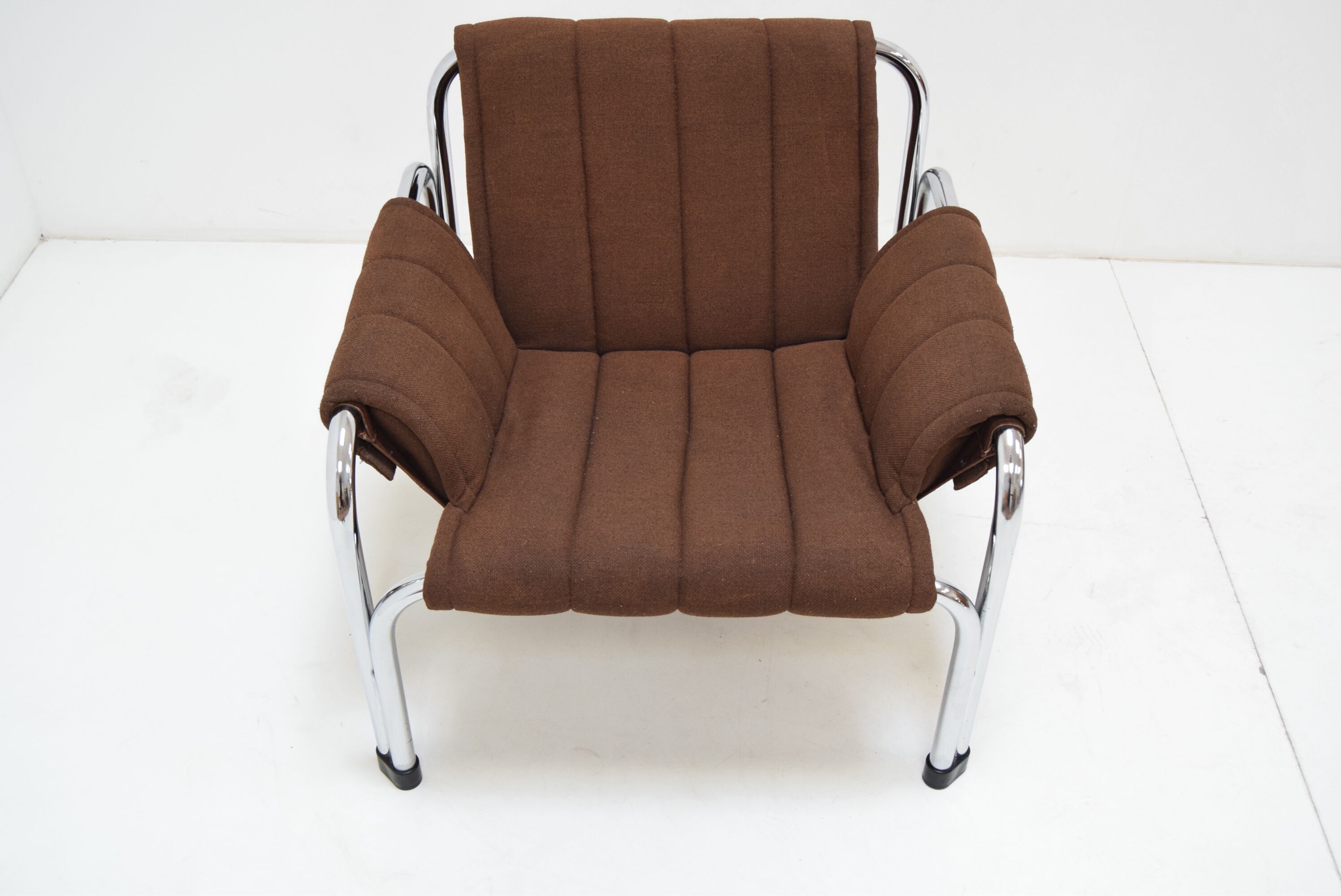 Fauteuil chromé du milieu du siècle par Viliam Chlebo pour Kodreta Myjava, années 1980.