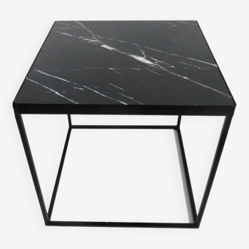 Bout de canapé, petite table en marbre et métal