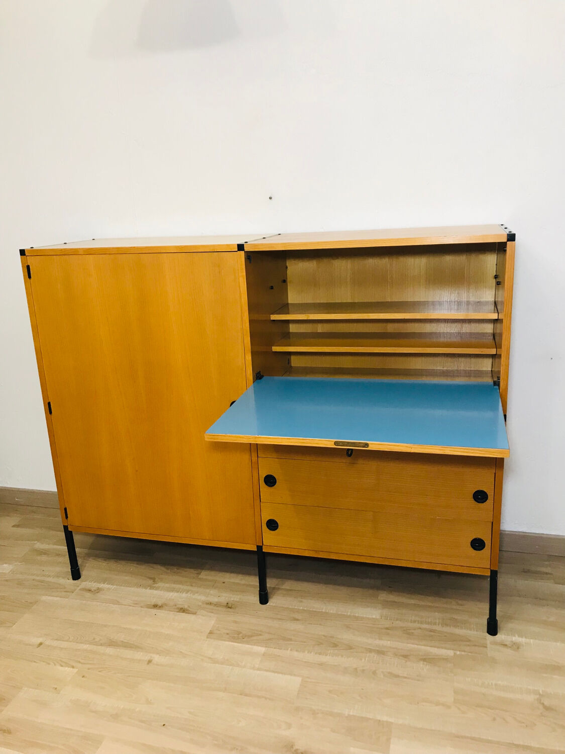 Office secretary A.R.P. Minvielle edition