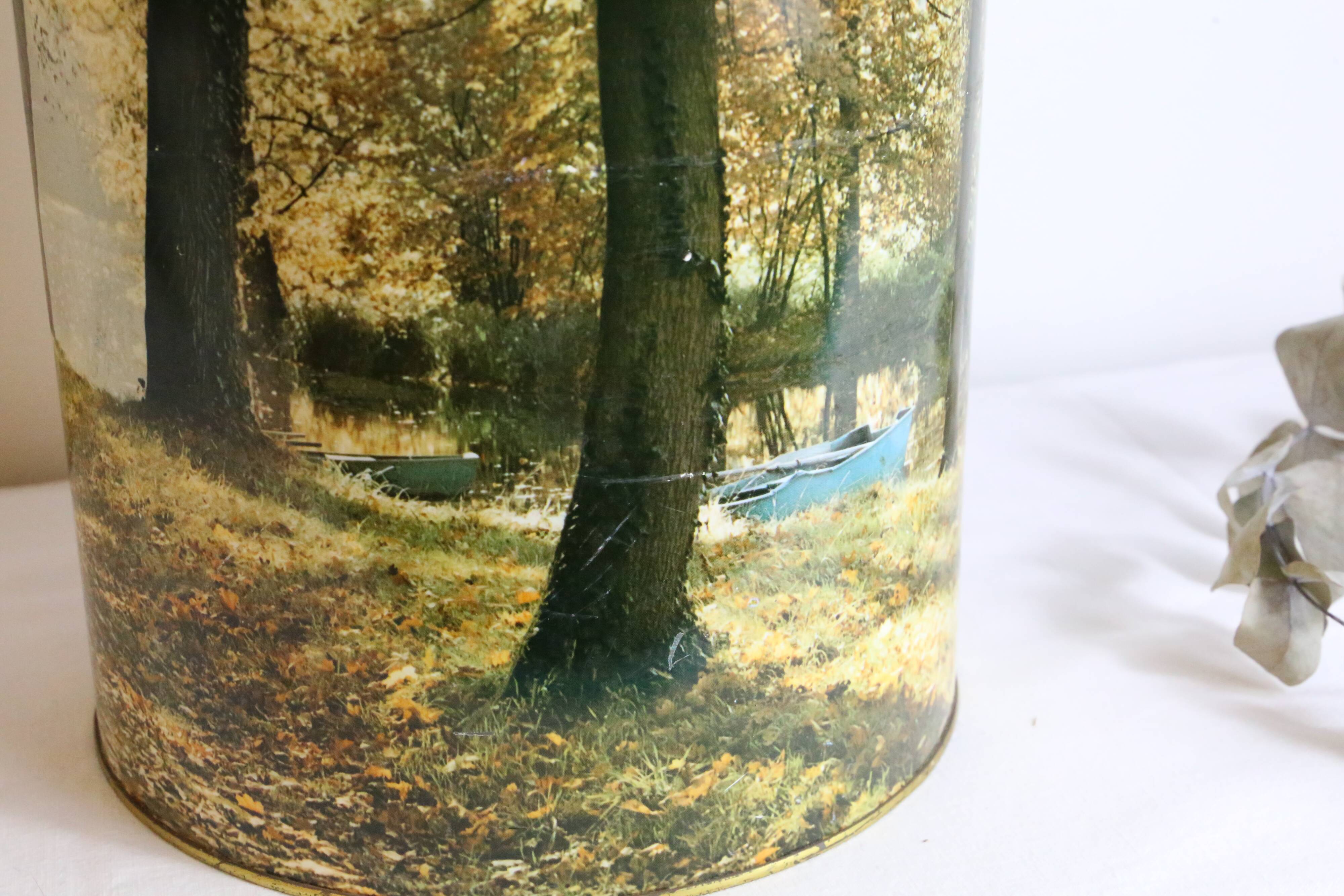 Umbrella door, metal, 80's decorations, vintage