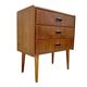 Petite commode danoise à 3 tiroirs en teck fin