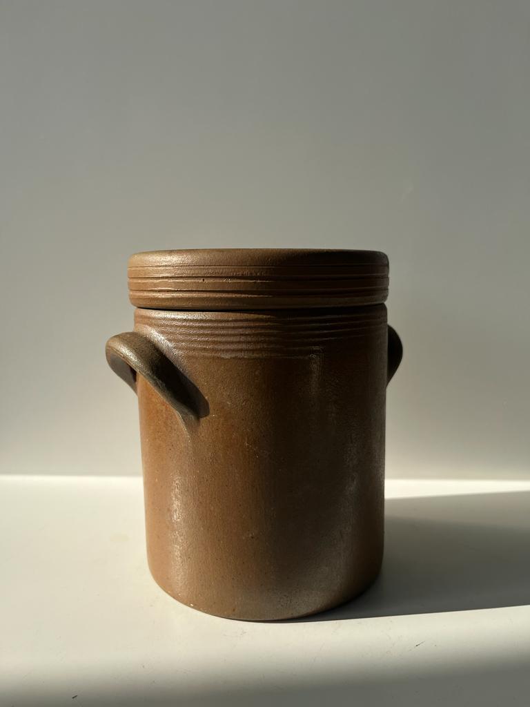 Stoneware pot made in France