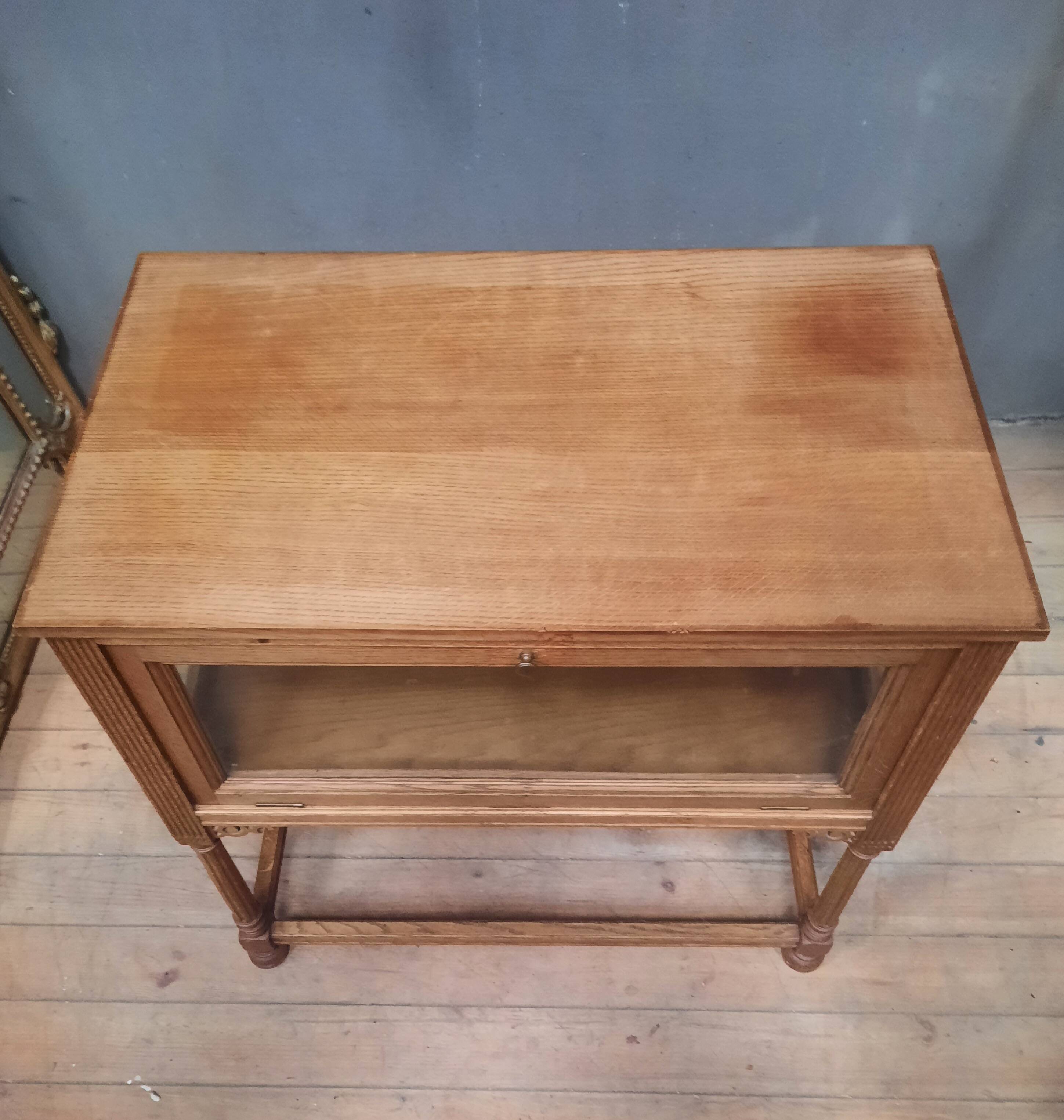 Display table in Louis XVI style