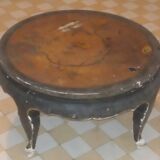 Lacquered coffee table with Asian influence