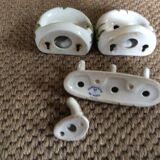 Set of hooks and soap holder