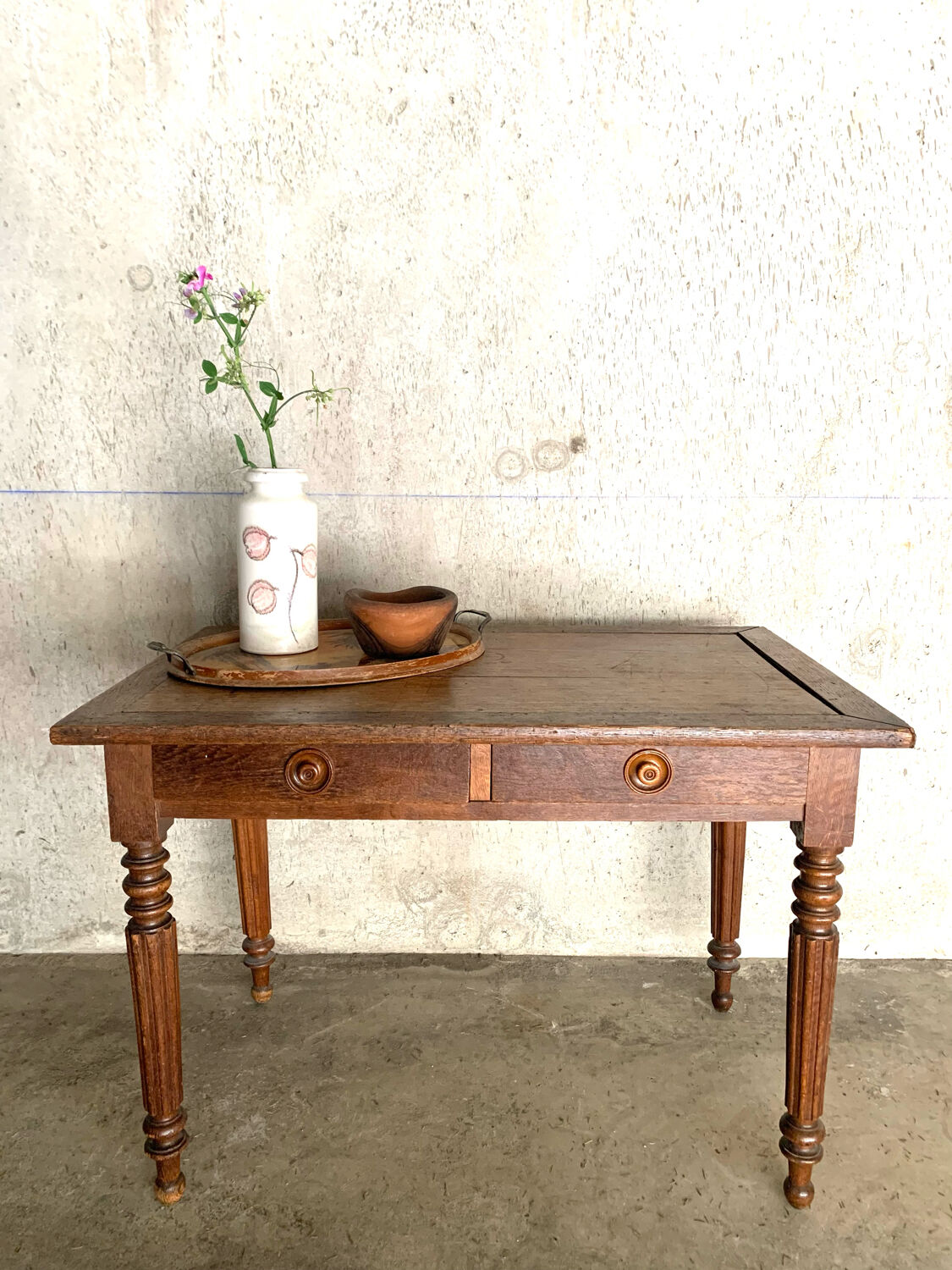 Farmhouse table