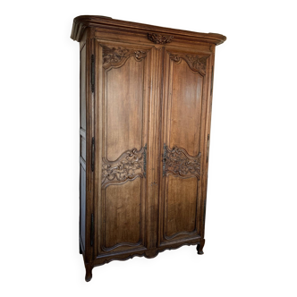 Armoire ancienne