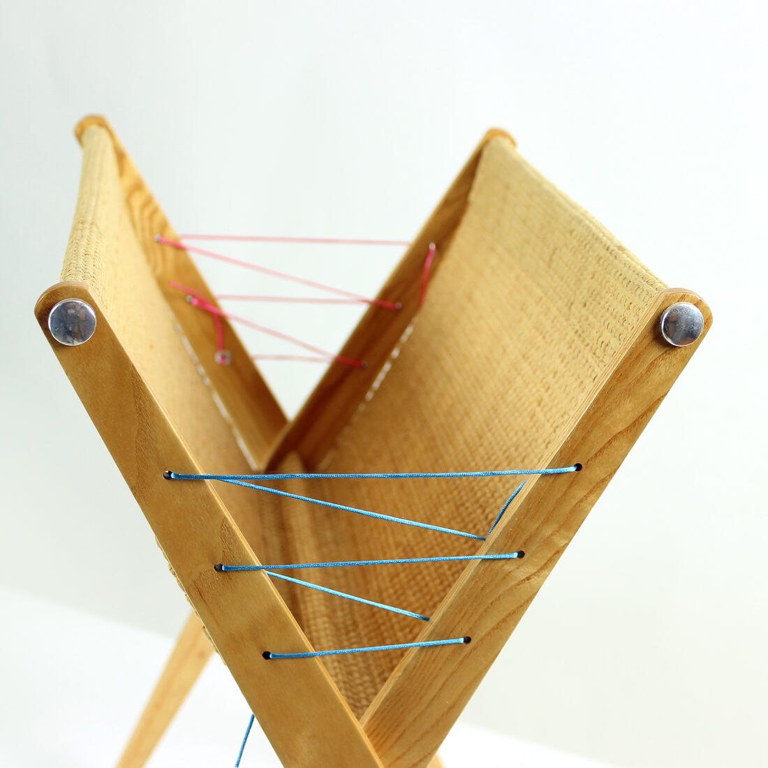 Porte-magazine en bois, Tchécoslovaquie Années 1960