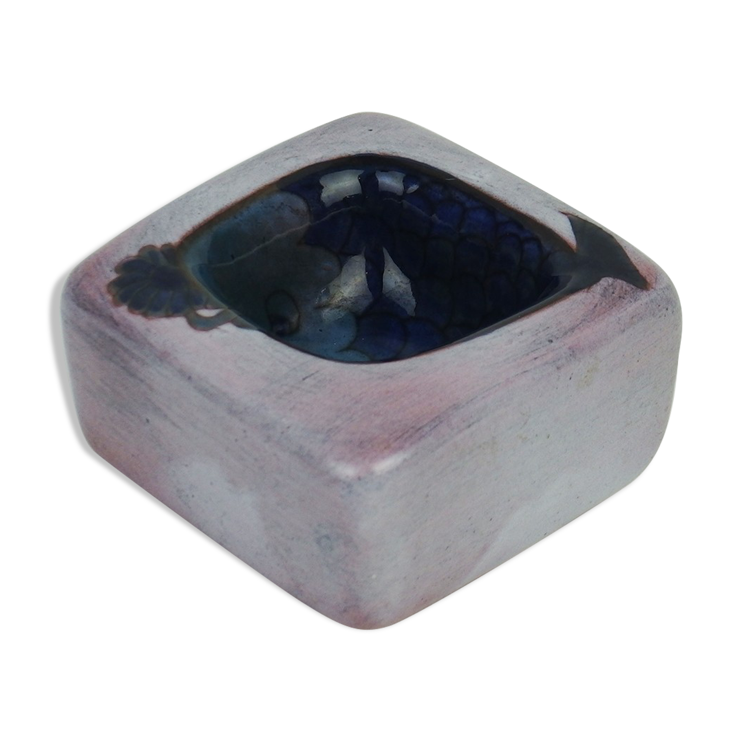 Ashtray or vacuum -ceramic pocket by Cloutier