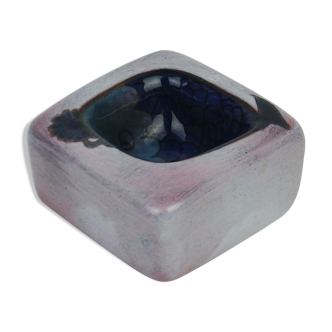 Ashtray or vacuum -ceramic pocket by Cloutier