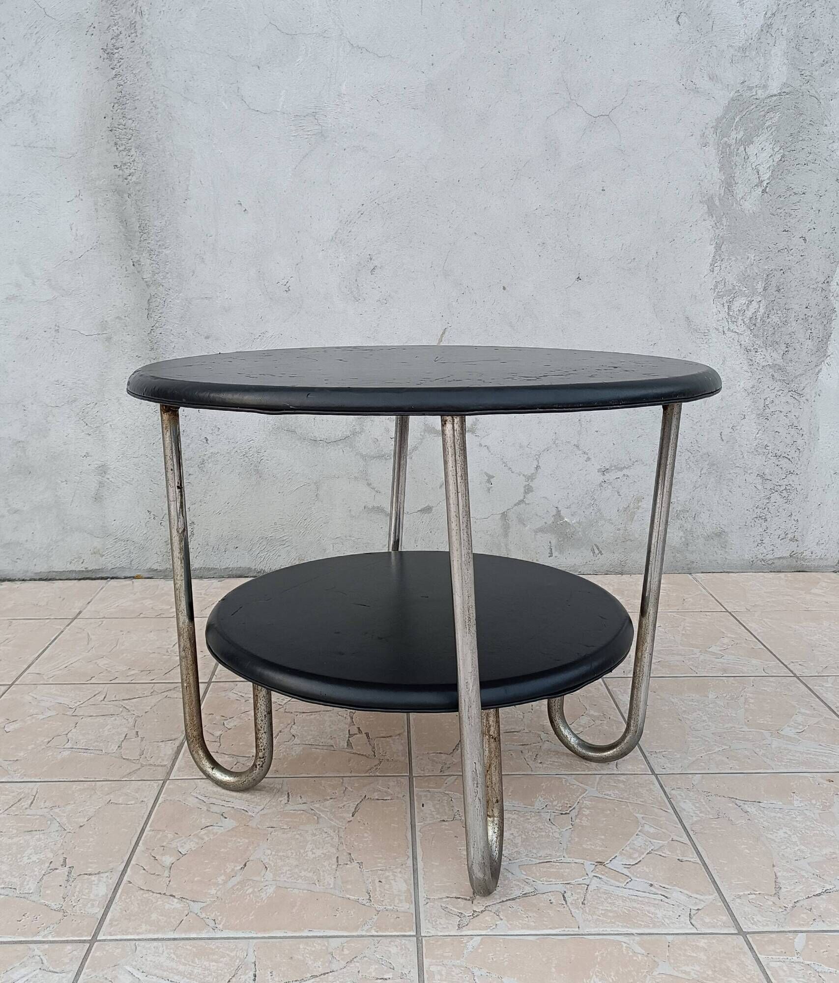 Table basse métal chrome et skaï 1950s