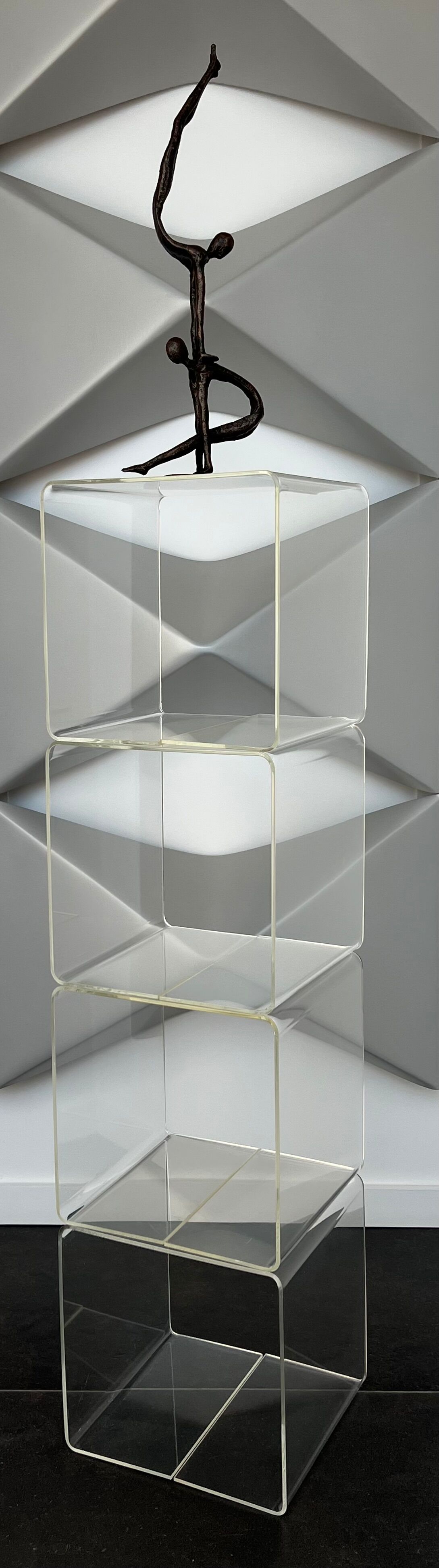 Side table, cube shelf in plexiglass by Michel Dumas, France 70s