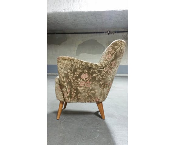 Armchair organic 50 60 years