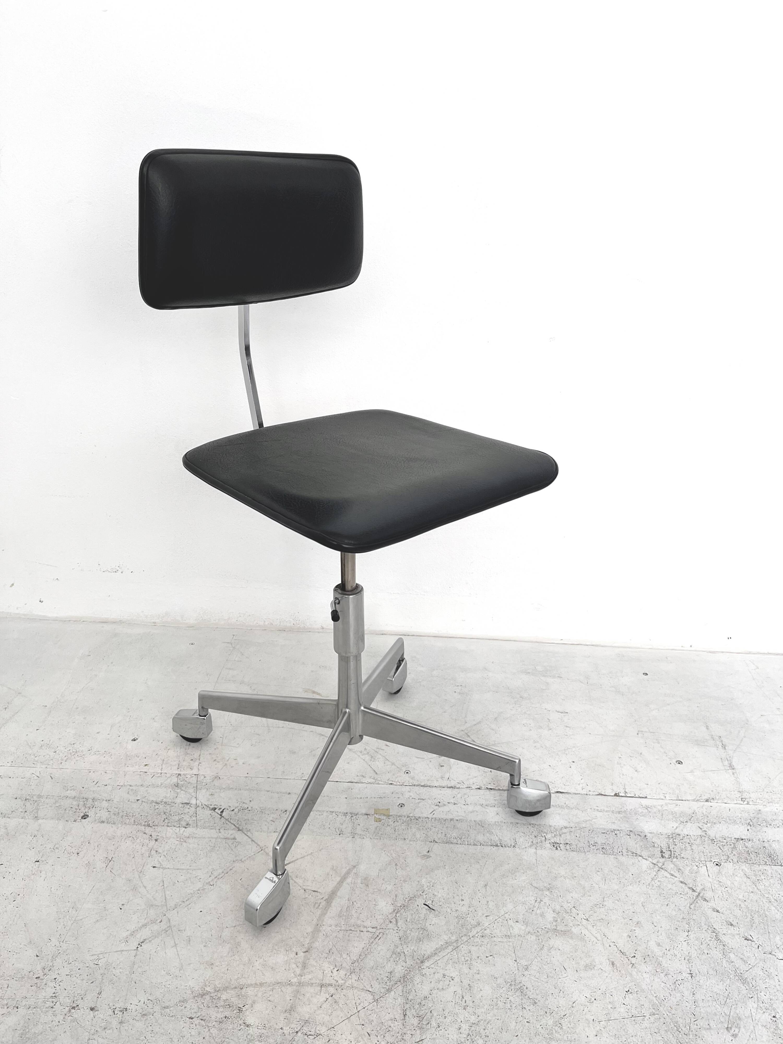 Danish design office chair Labofa
