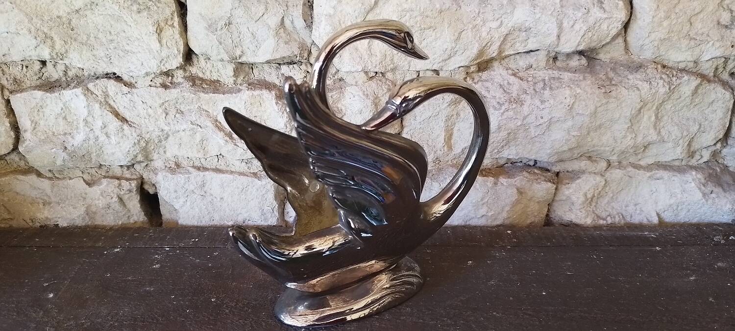 Vintage silver metal salt and pepper shaker