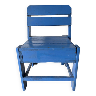 Chaise enfant en bois bleu