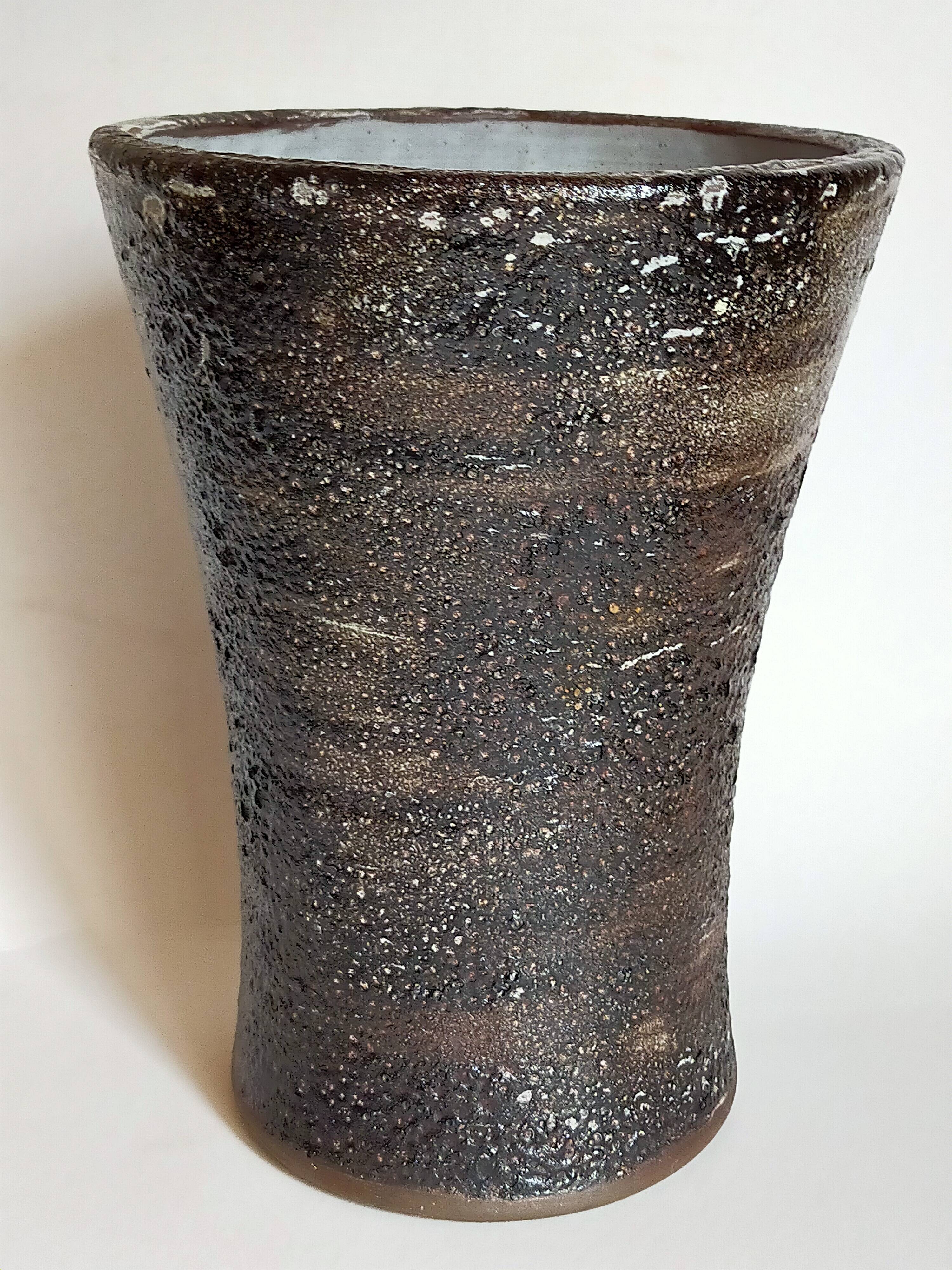 Vase "Diabolo"de potier grès noir émaillé fat-lava vintage