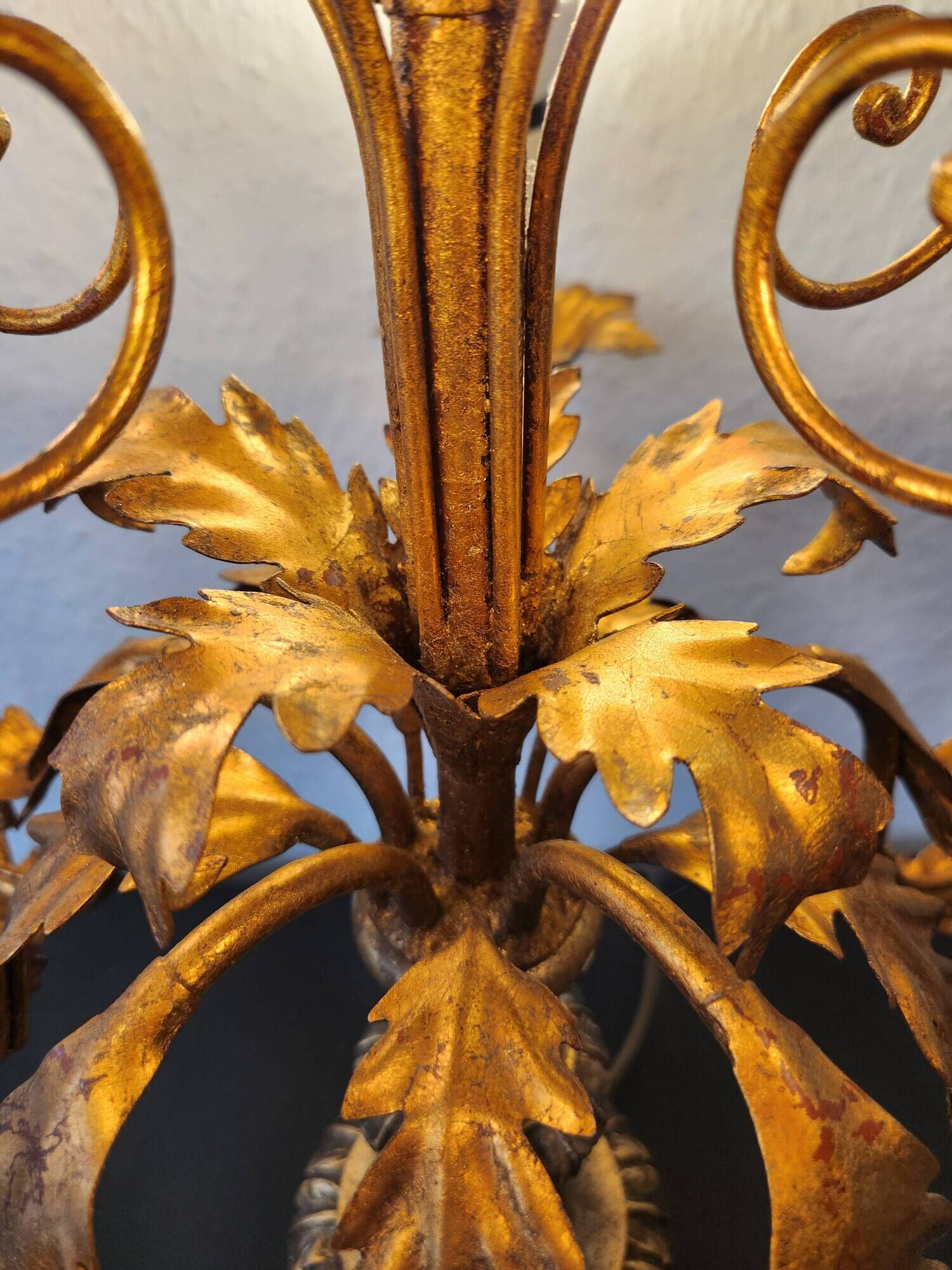 Antique gilded hand-forged hand-carved Florentine Louis XV, Italy