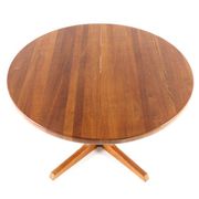 Gudme round extendable dining table 'Nabbe'