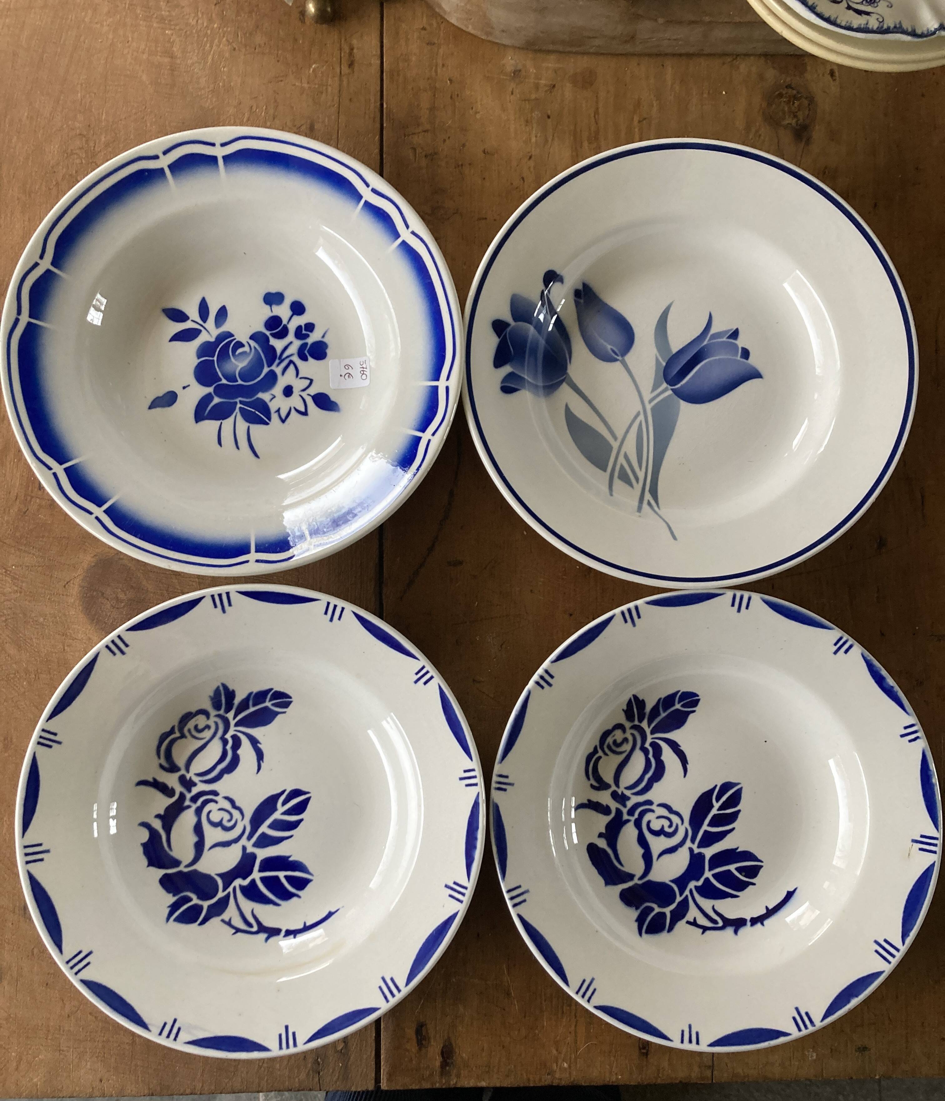 Set of 6 old earthenware soup plates, Sarreguemines Bastia service