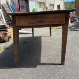 Table de ferme pied fuseau
