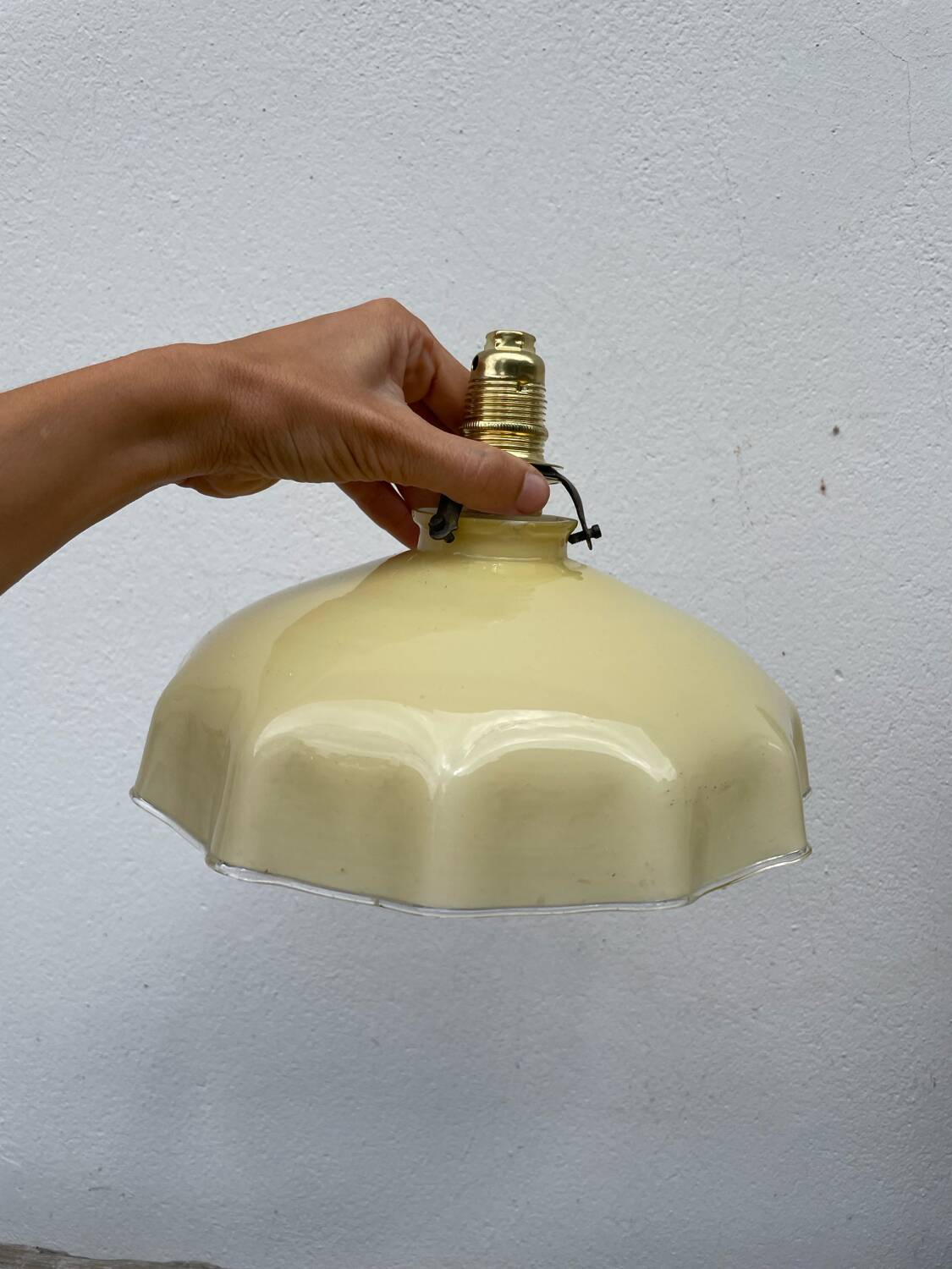 White and beige glass pendant light