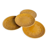 Lot de 4 assiettes à dessert en grès ocre / moutarde à motifs en relie