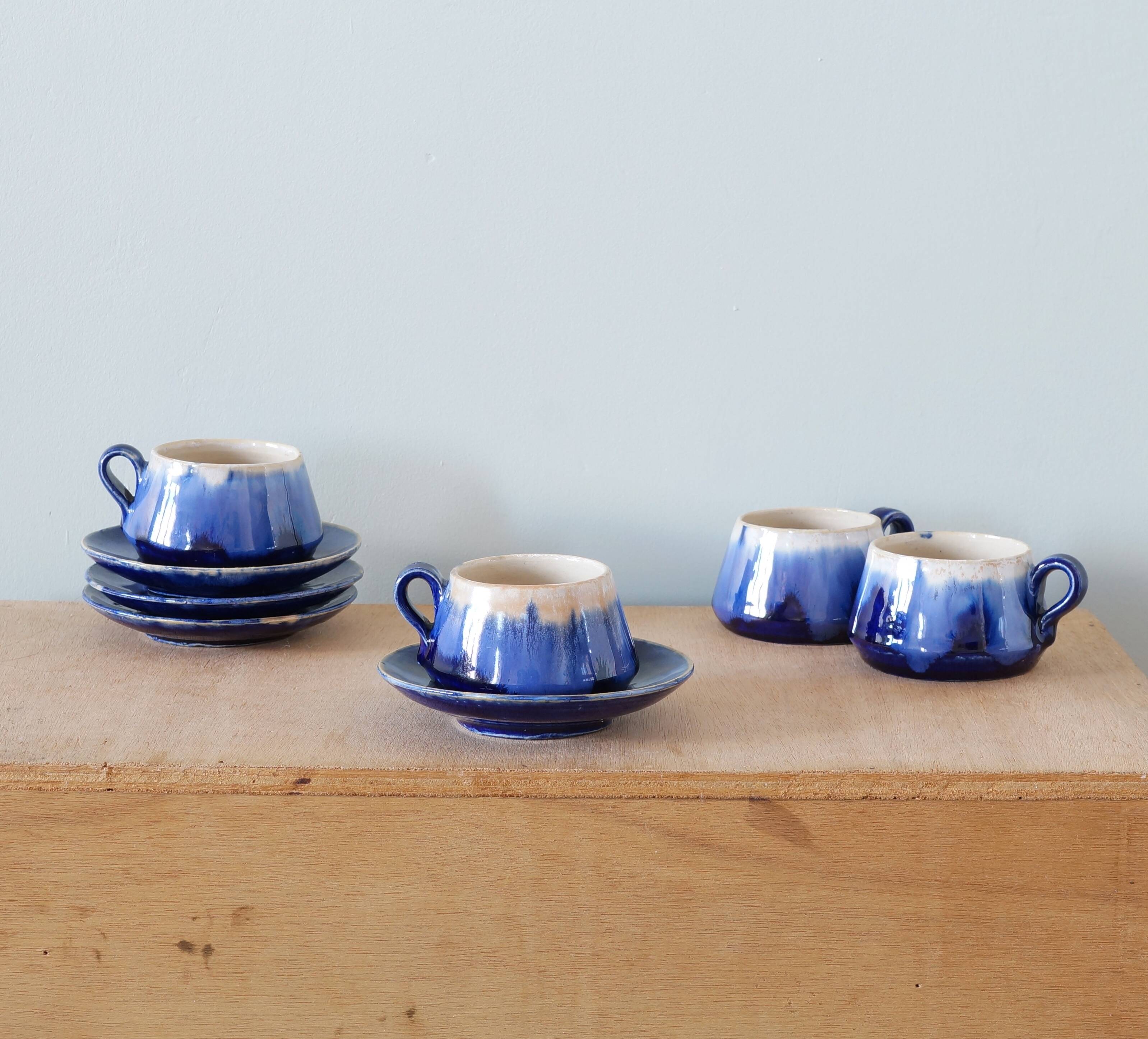 Service 4 tasses et soucoupes bleues en céramique années 1950