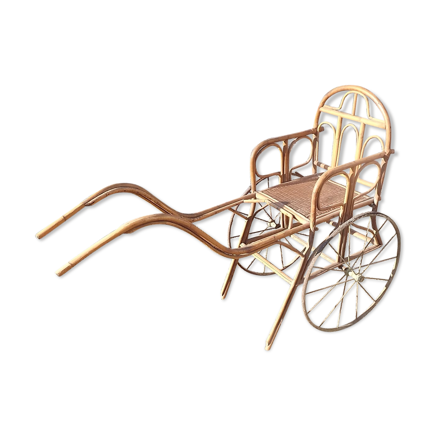 Child cart in bamboo and osier 1900