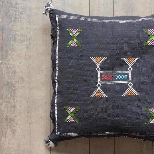Coussin berbère sabra noir