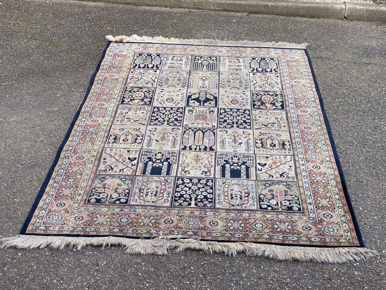 Oriental wool rug 133x200cm