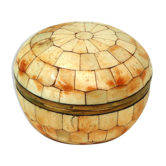 Boîte cloisonnée ivoire