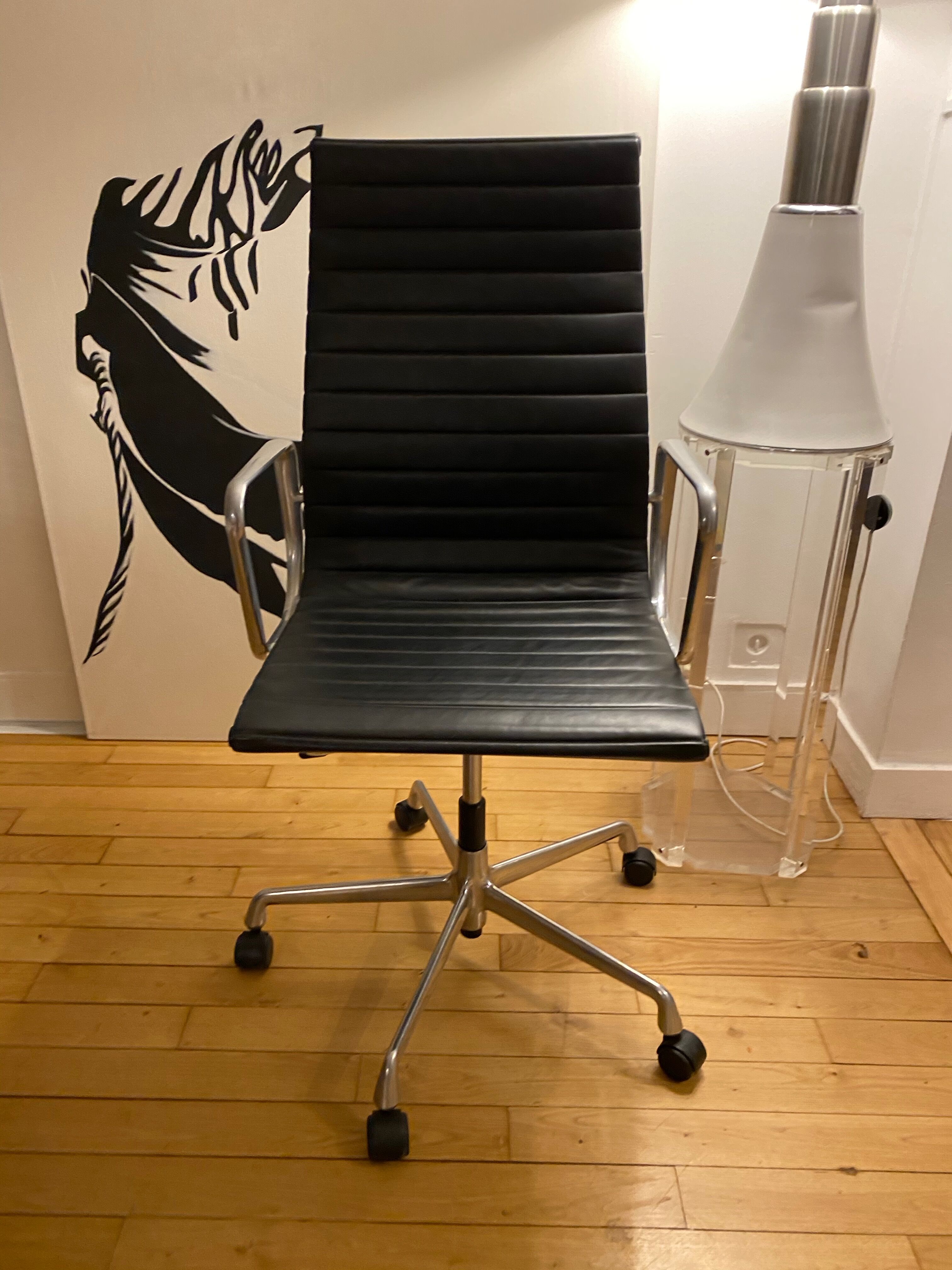 Chair Eames EA 119 Vitra edition