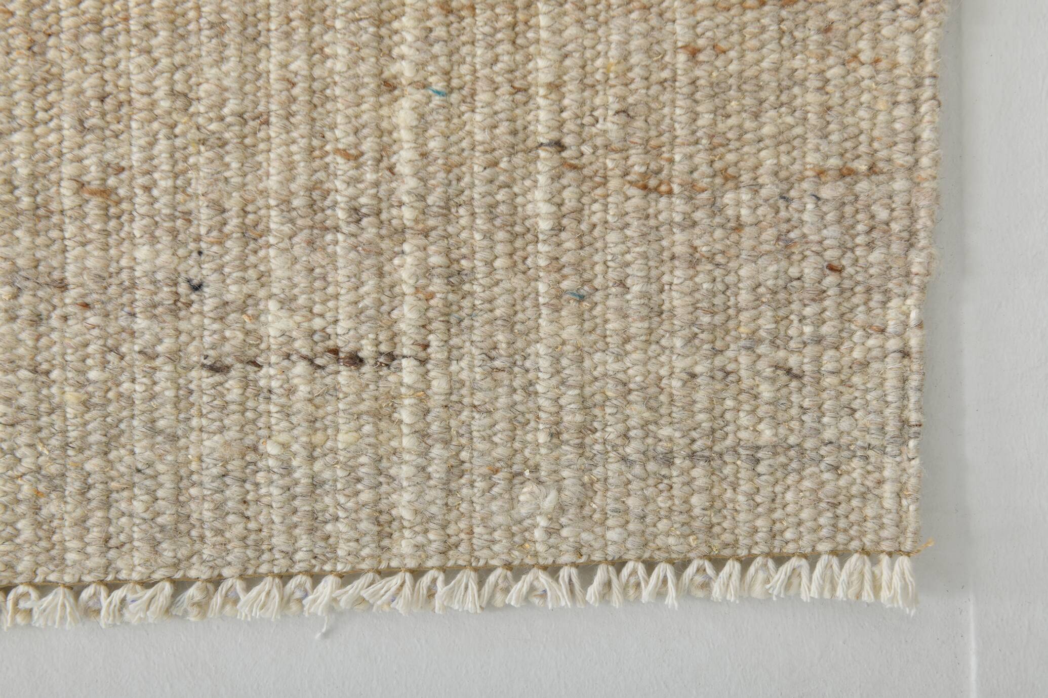 Tapis kilim de couloir en jute beige et marron