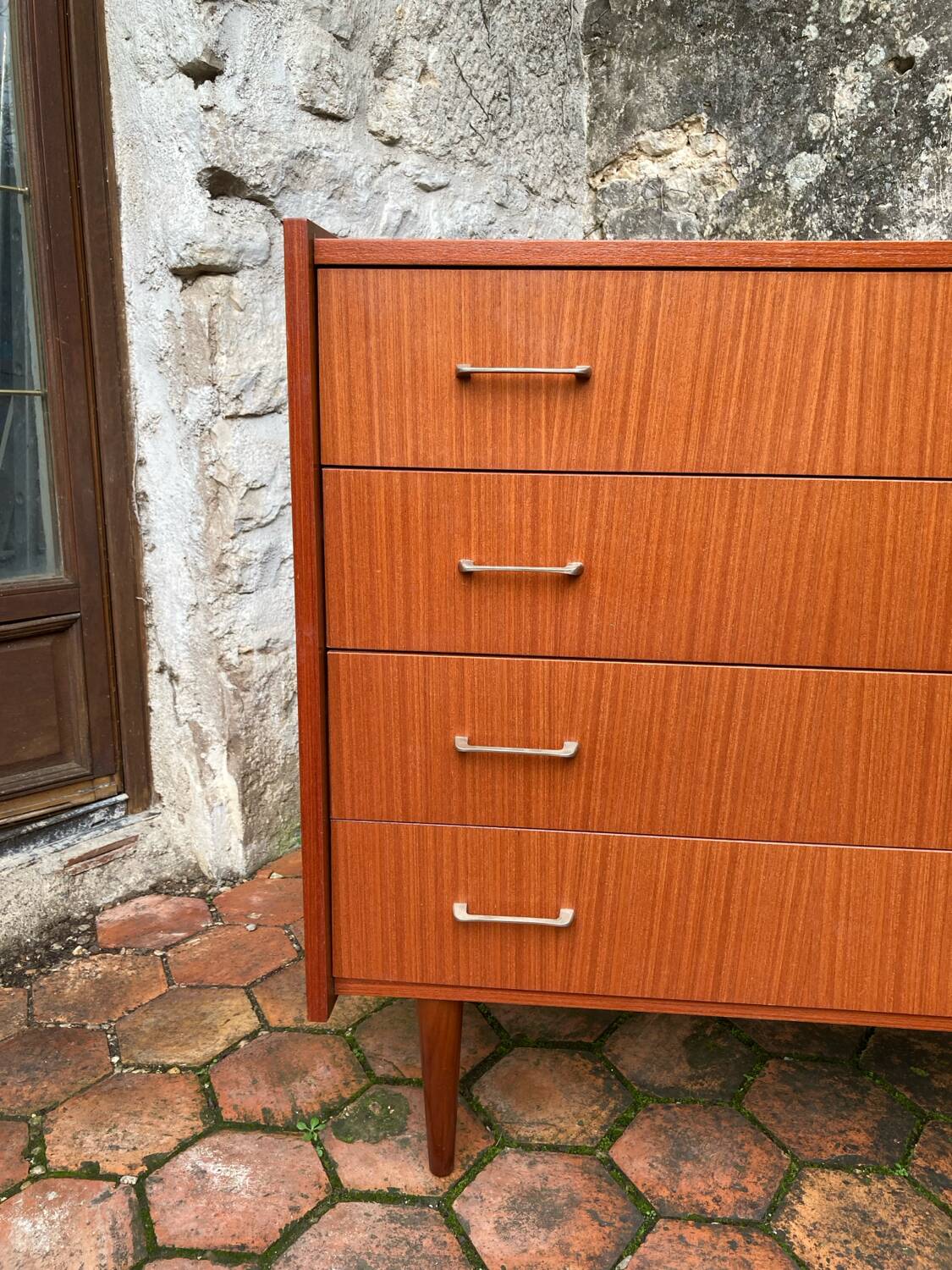 Vintage 1960s chest of drawers