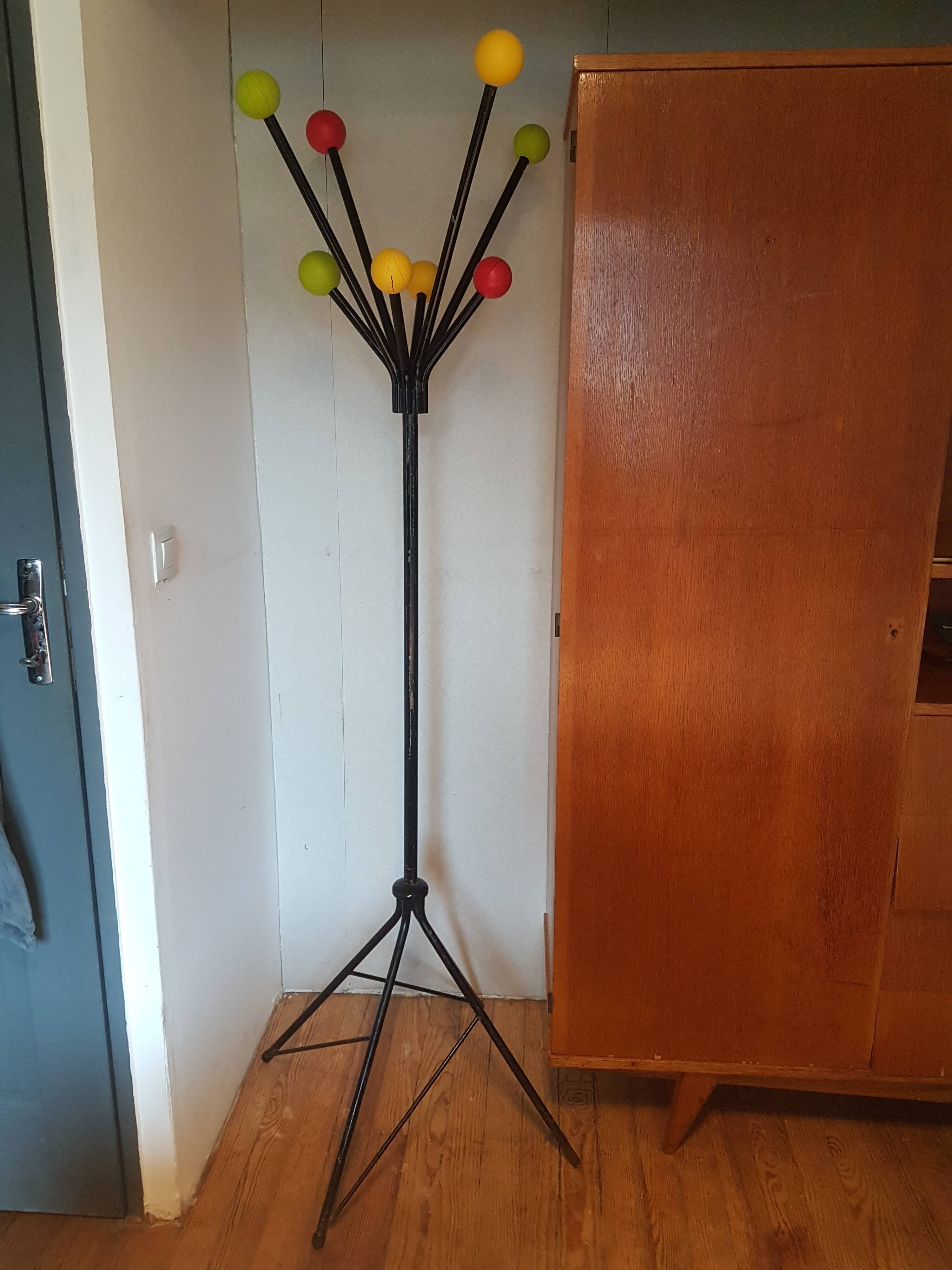 Parrot coat rack