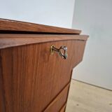 Small mid-century modern chest of drawers with four drawers – Scandinavian design in teak, 1960s