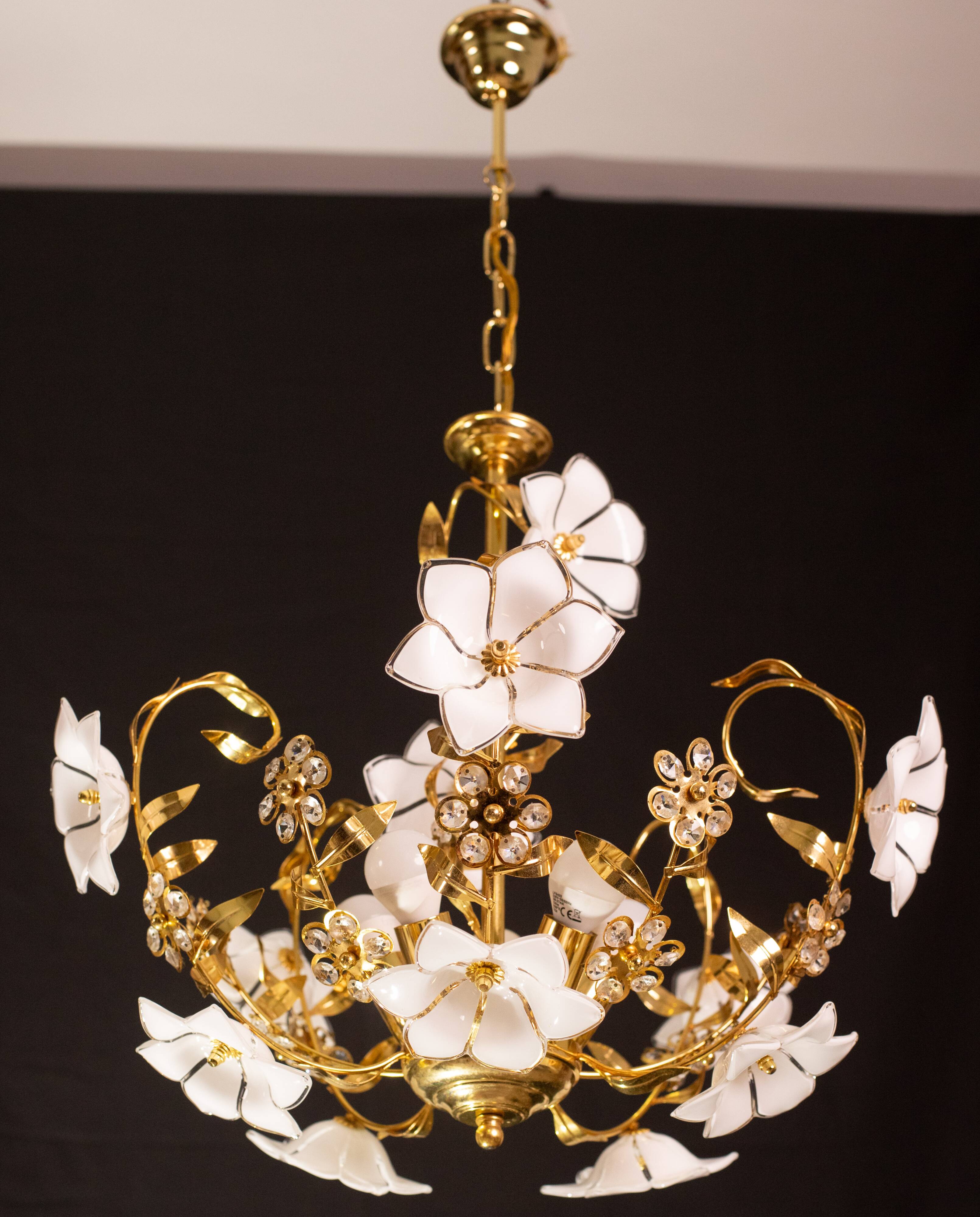 Murano Candlestick White Flowers, 1970