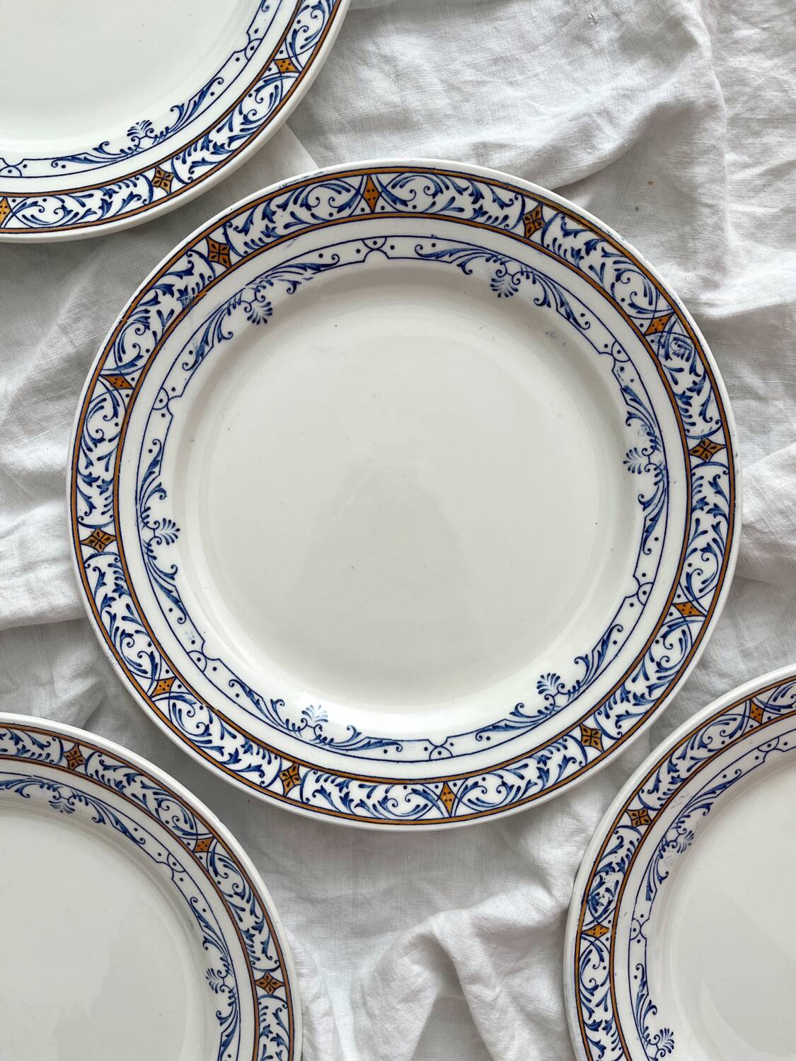 4 flat ironware plates “Colbert” Creil and Montereau