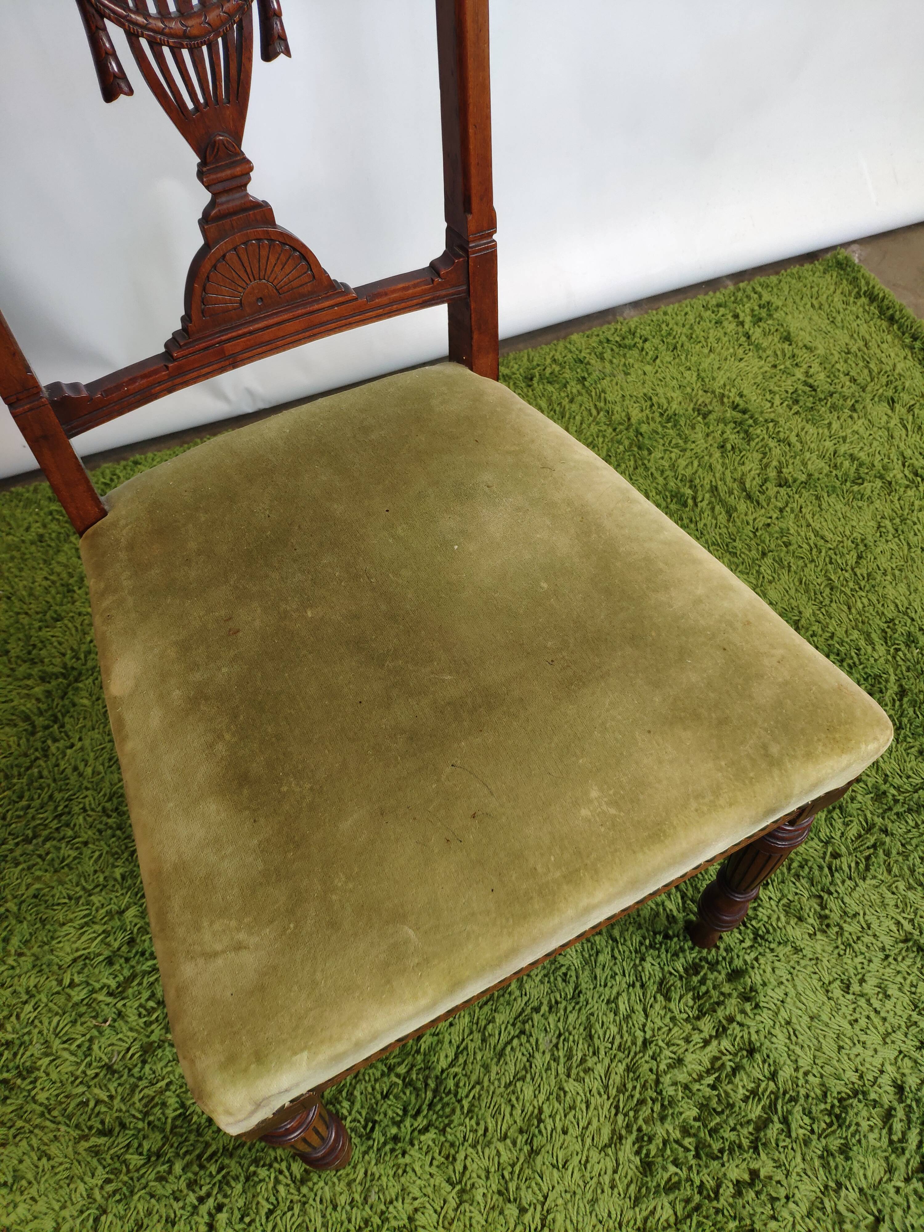 Set de 3 chaises anglaises velours vert