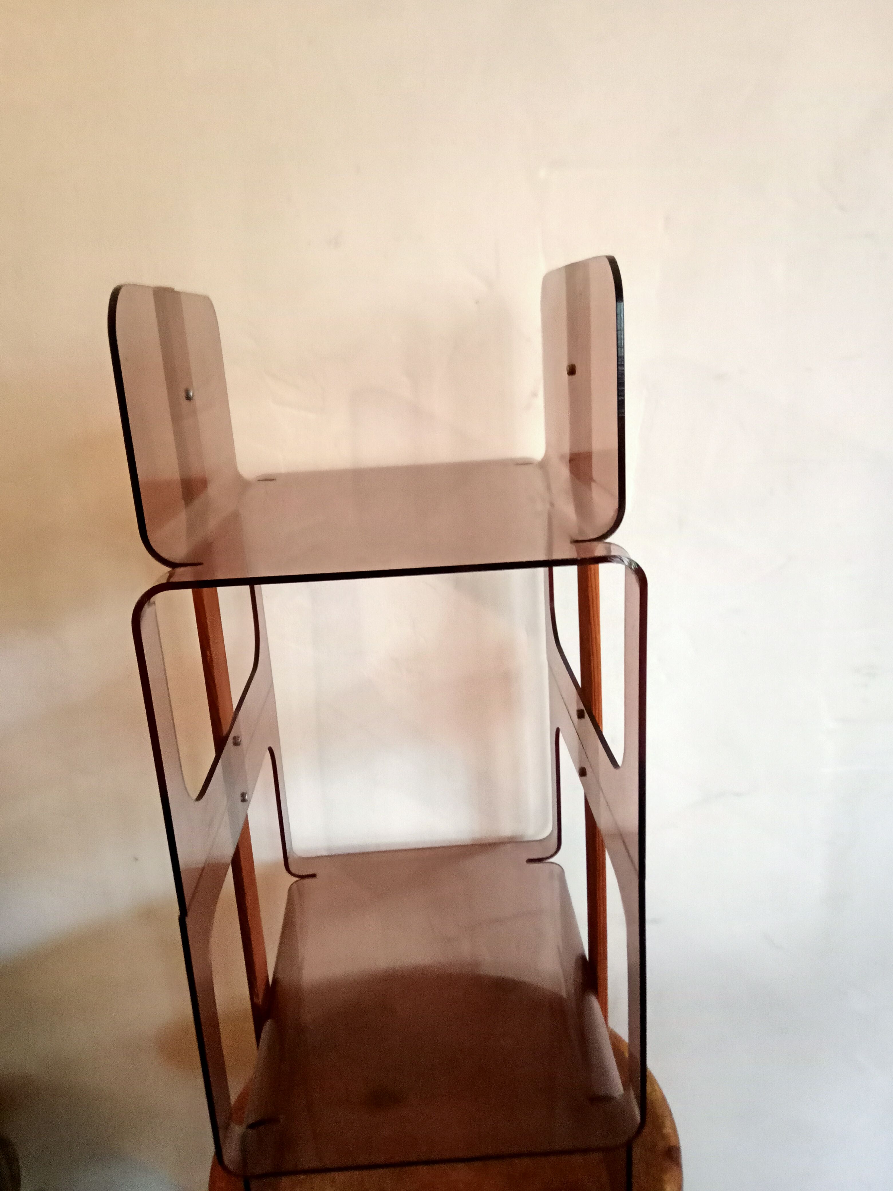 Plexiglas design shelf